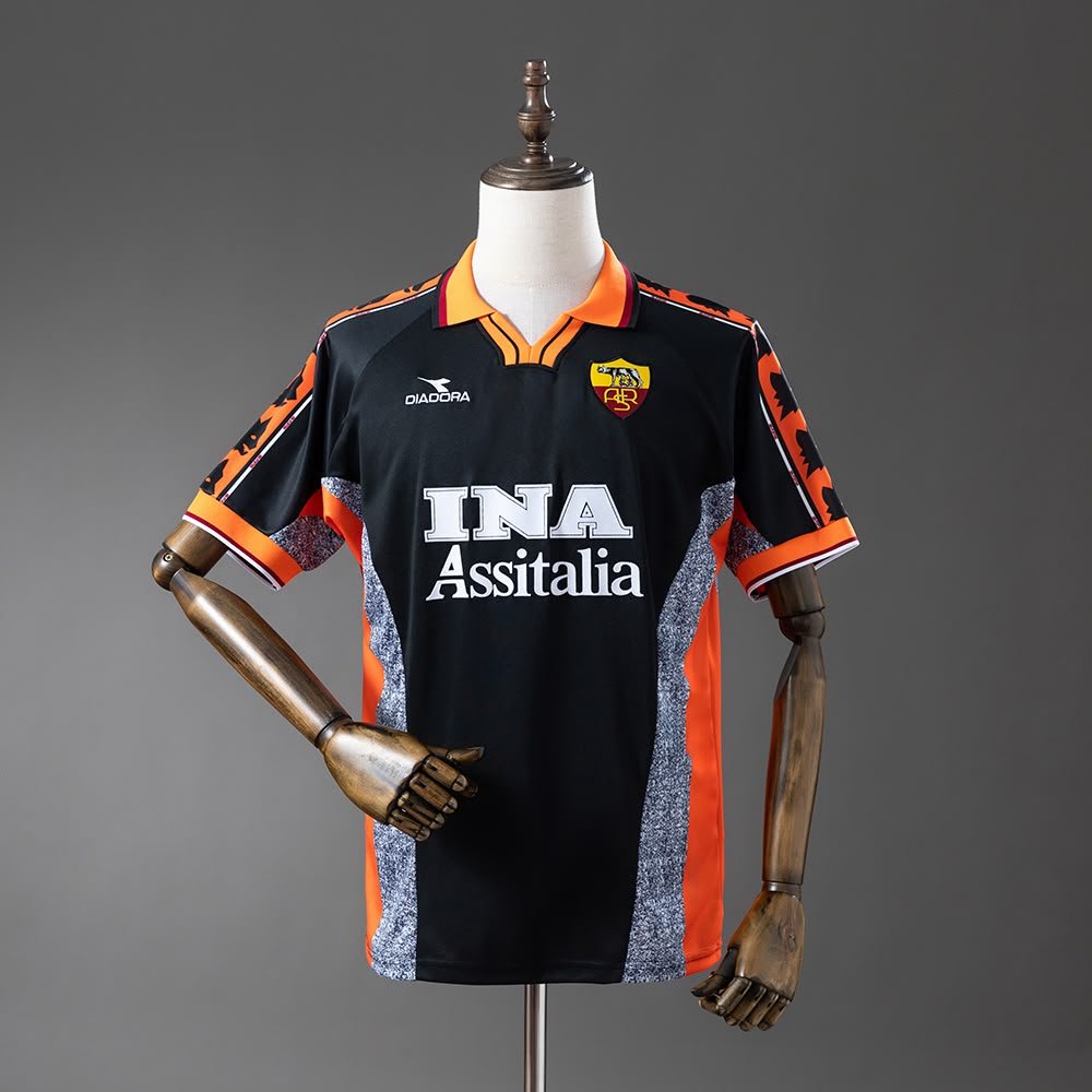 99/98 Roma Third Away